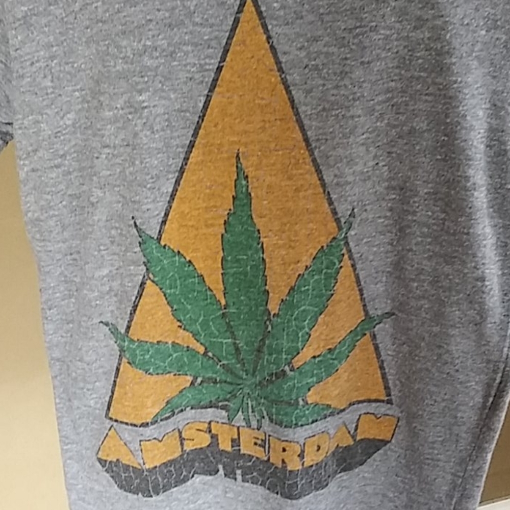 Altru Apparel t-shirt Amsterdam weed mary jane SM - Picture 2 of 4
